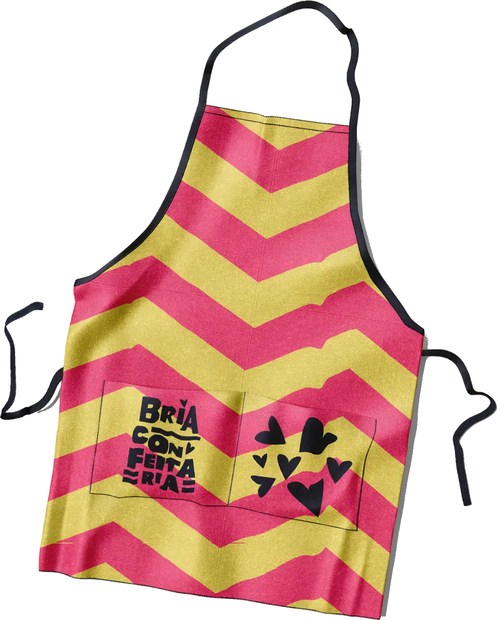 Avental da BRIA com padrão chevron rosa e amarelo e o wordmark no bolso